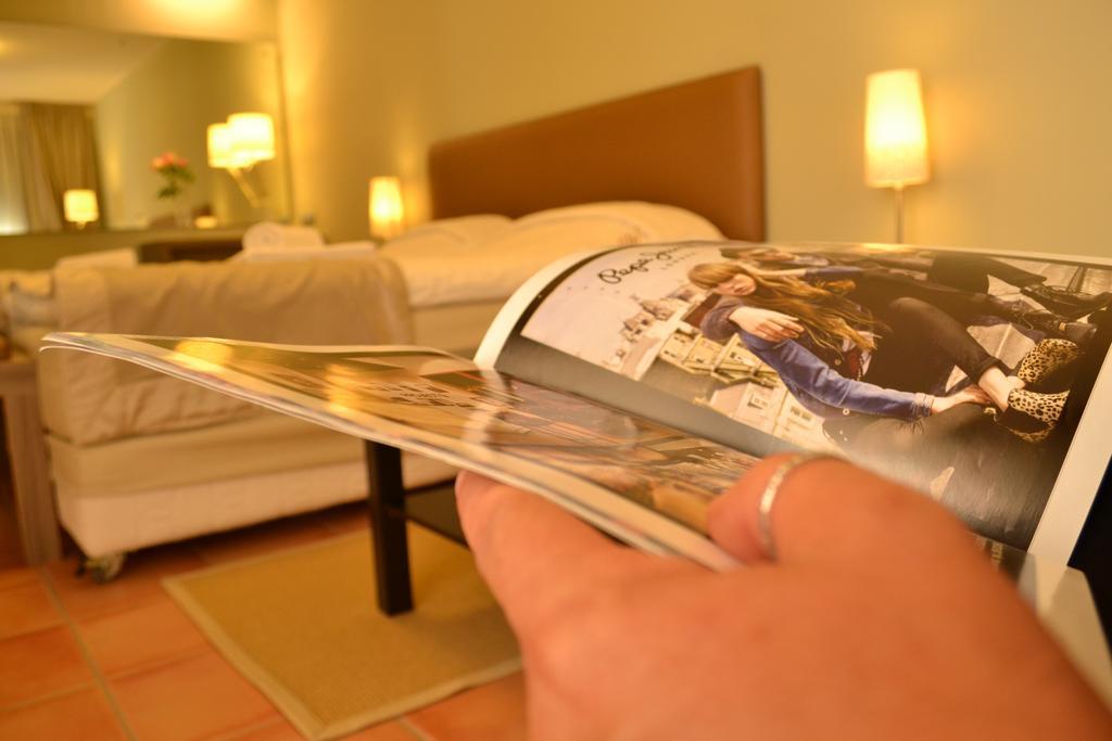 Ellopia Point Hotel Janina Zewnętrze zdjęcie
